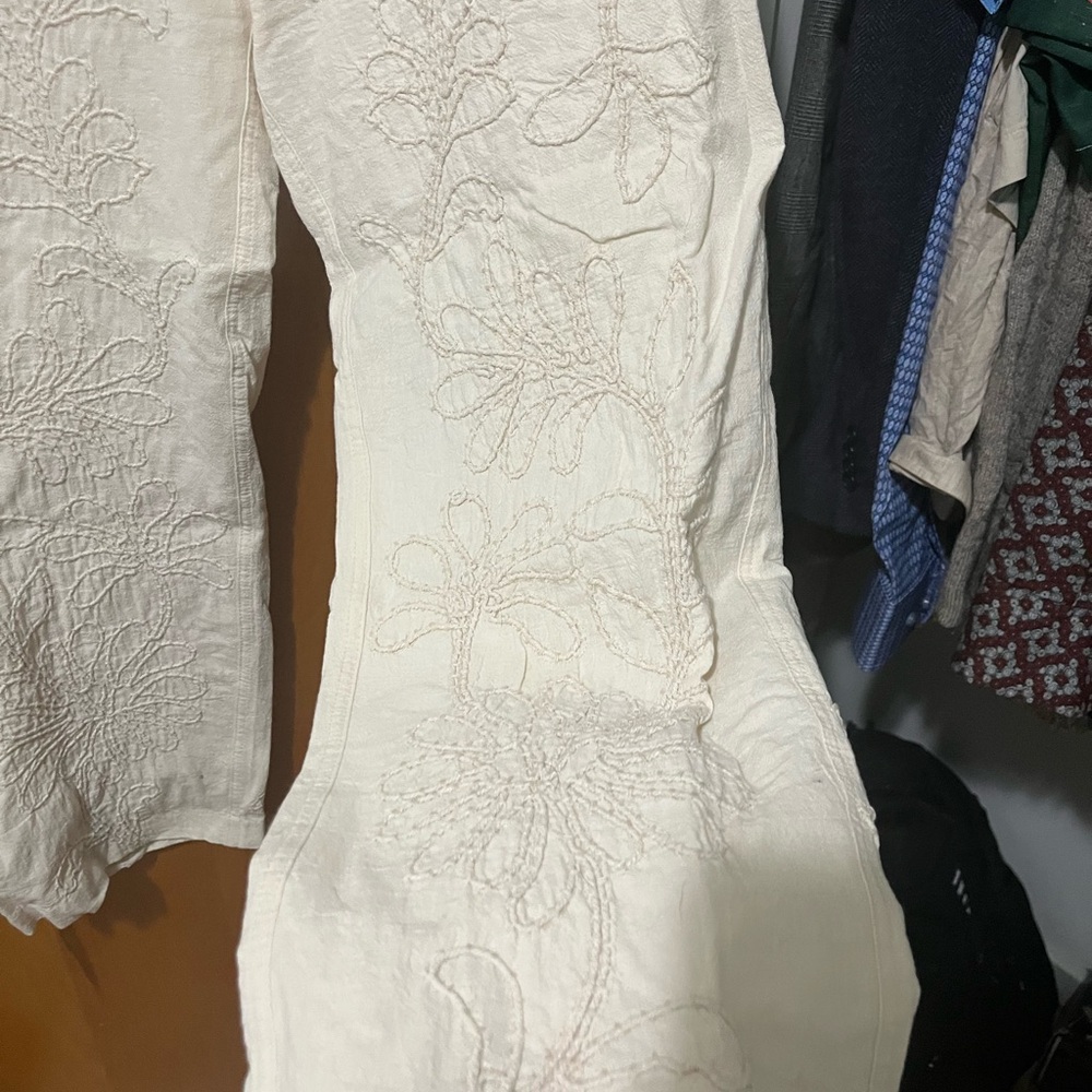 Women’s Embroidered Linen Pants - Picture 6 of 7